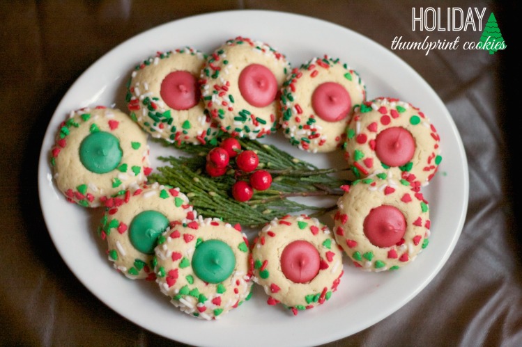 thumbprint christmas sugar cookies, holiday sugar cookies with sprinkles, red and green christmas cookies